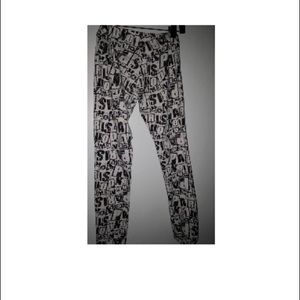“Paris” Leggings